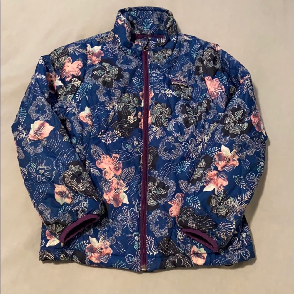 Girls Small (7-8) Patagonia down jacket